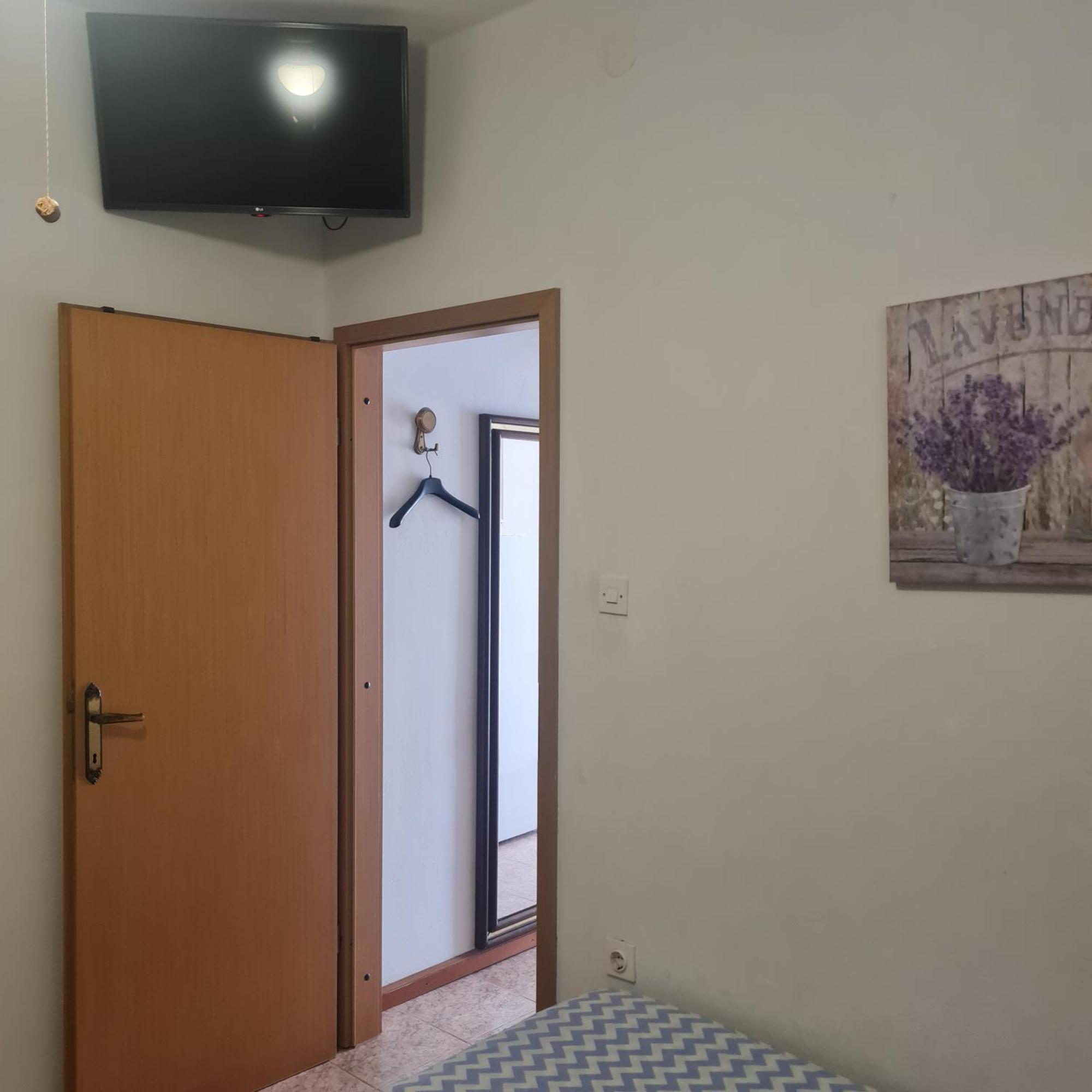 Apartment Karuza Rukavac Vis Zimmer foto