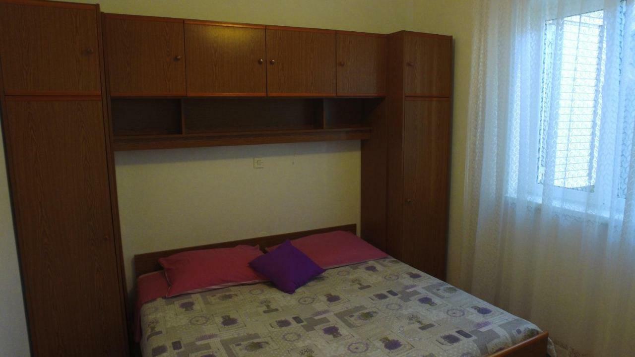 Apartment Karuza Rukavac Vis Exterior foto