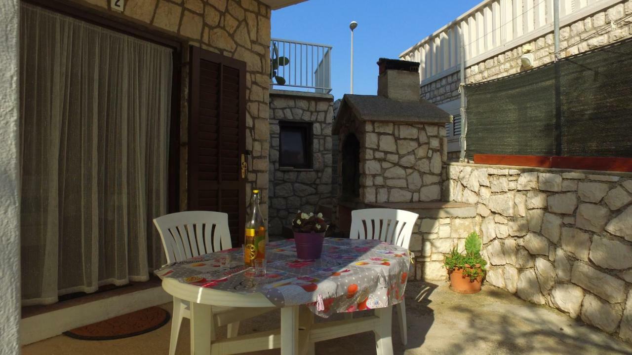 Apartment Karuza Rukavac Vis Zimmer foto