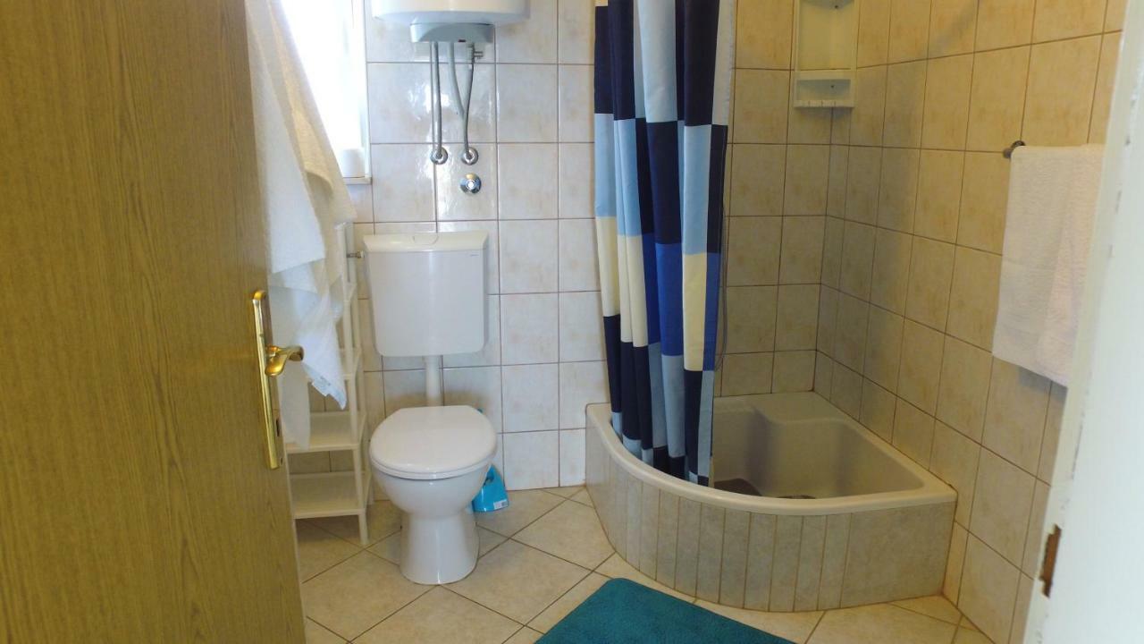 Apartment Karuza Rukavac Vis Exterior foto